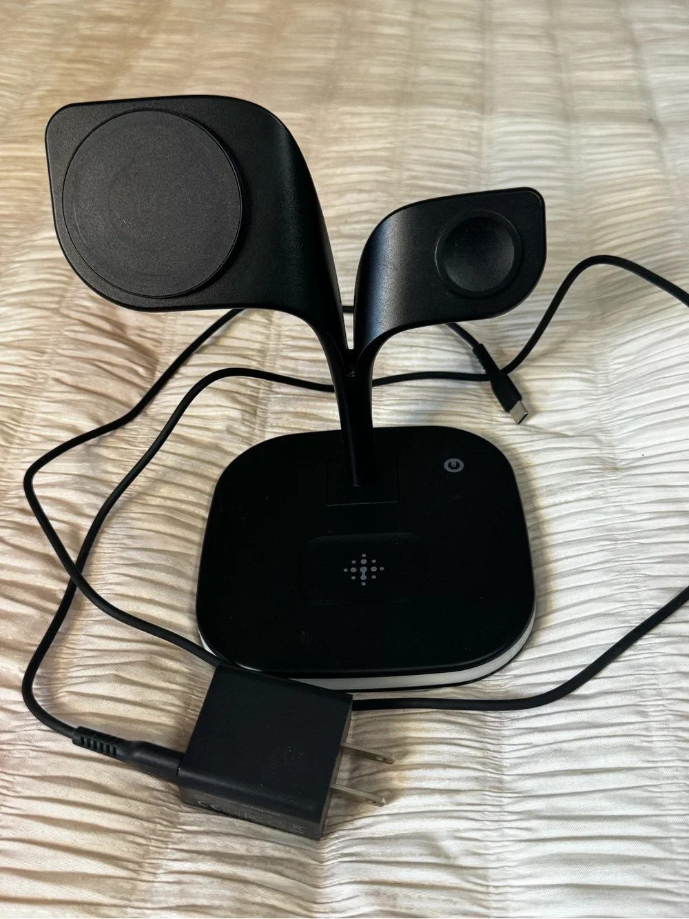 3 in One Charging Station - phone, watch, earbuds